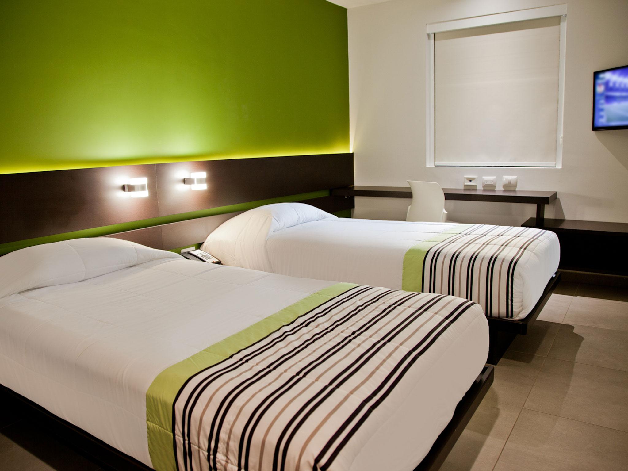 City Express Junior By Marriott Puebla Angelopolis מראה חיצוני תמונה