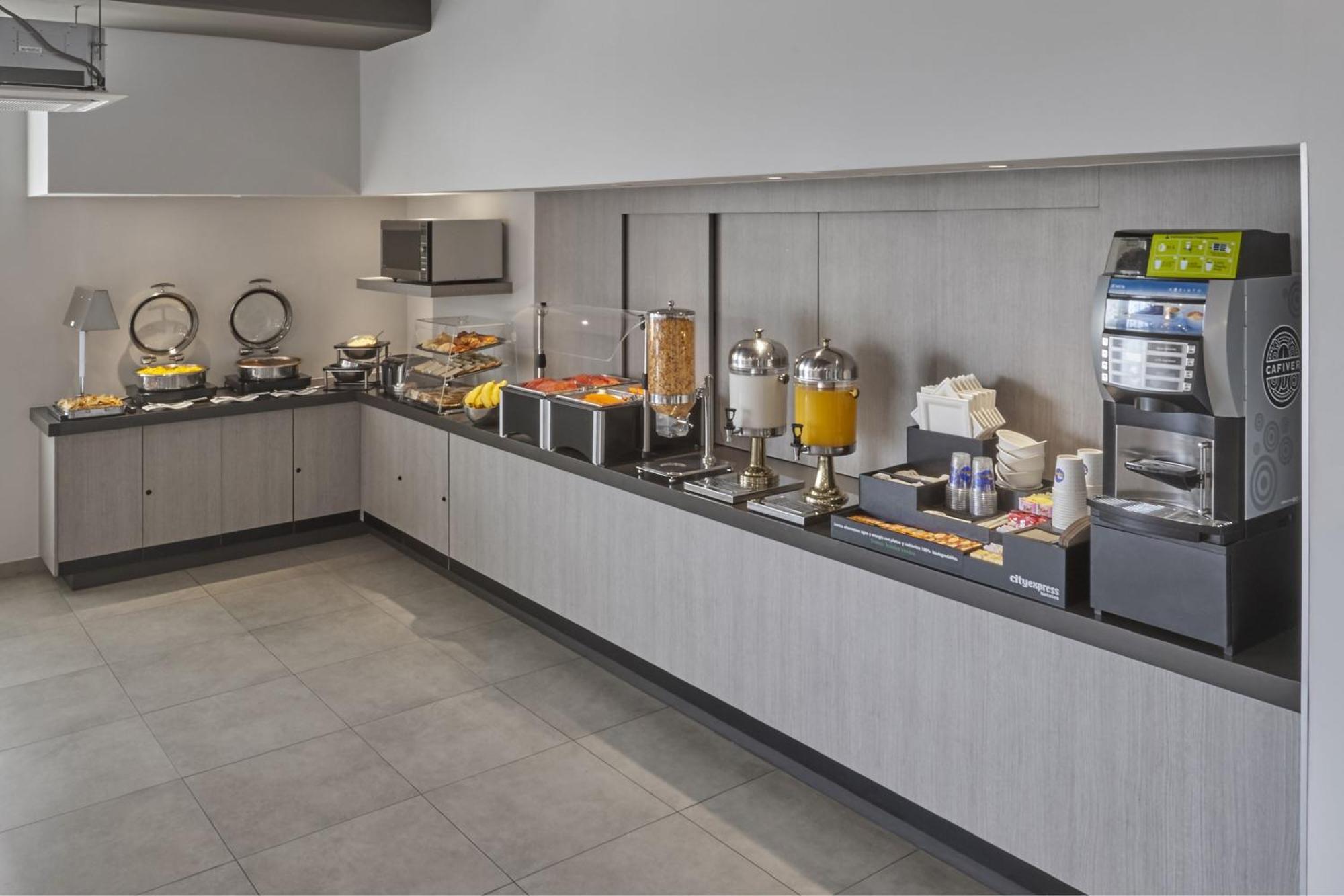 City Express Junior By Marriott Puebla Angelopolis מראה חיצוני תמונה