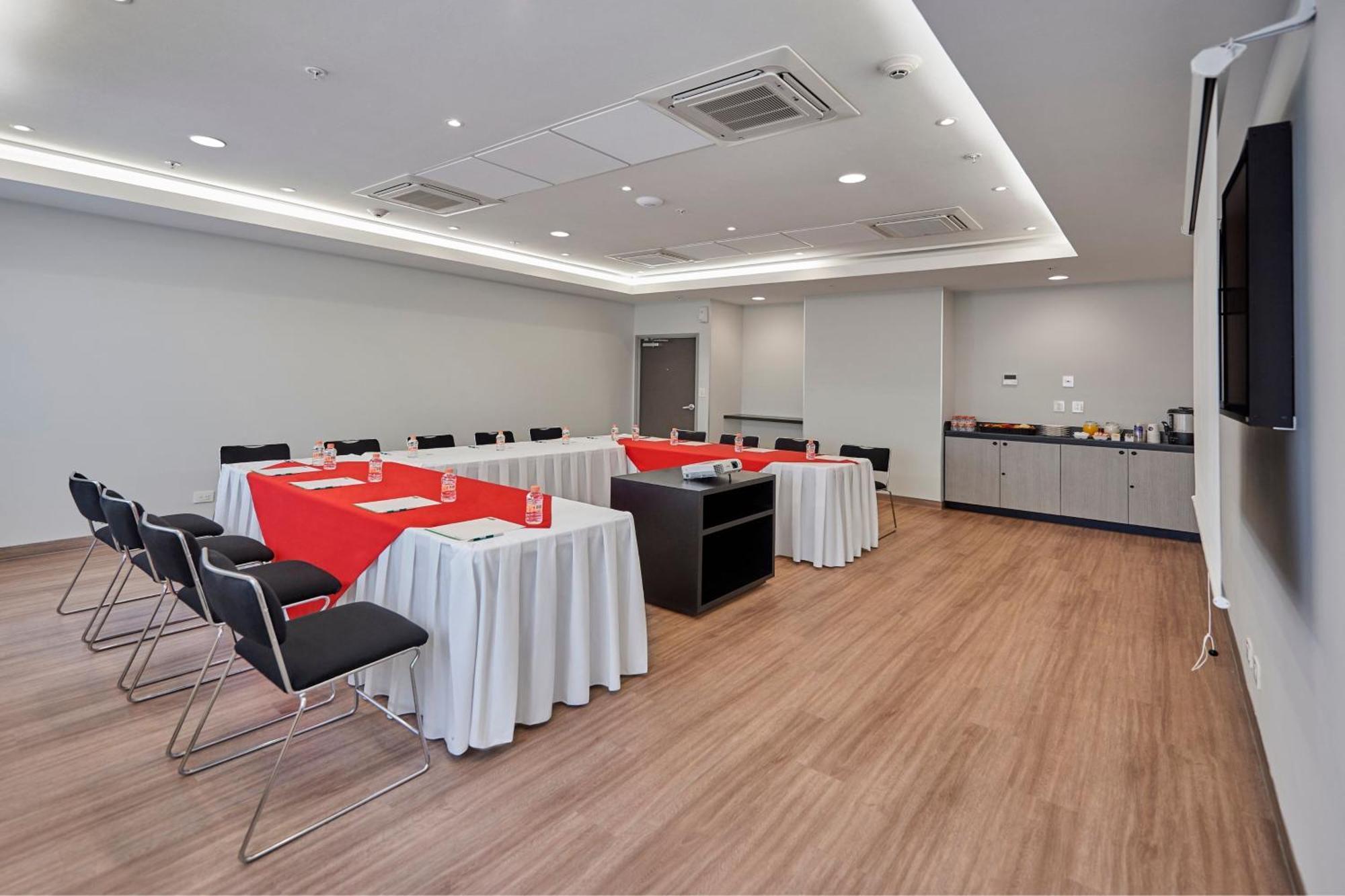 City Express Junior By Marriott Puebla Angelopolis מראה חיצוני תמונה
