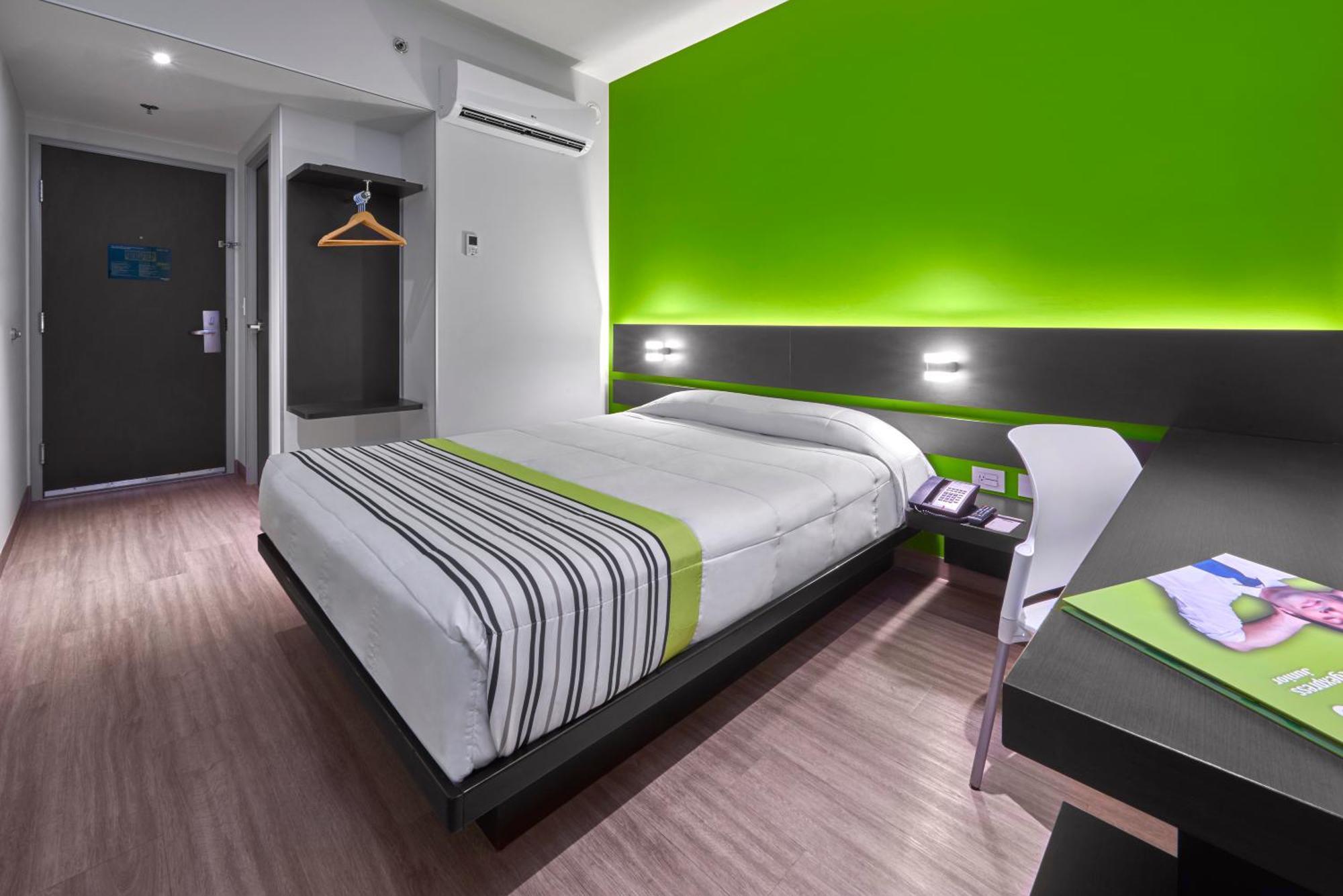 City Express Junior By Marriott Puebla Angelopolis מראה חיצוני תמונה